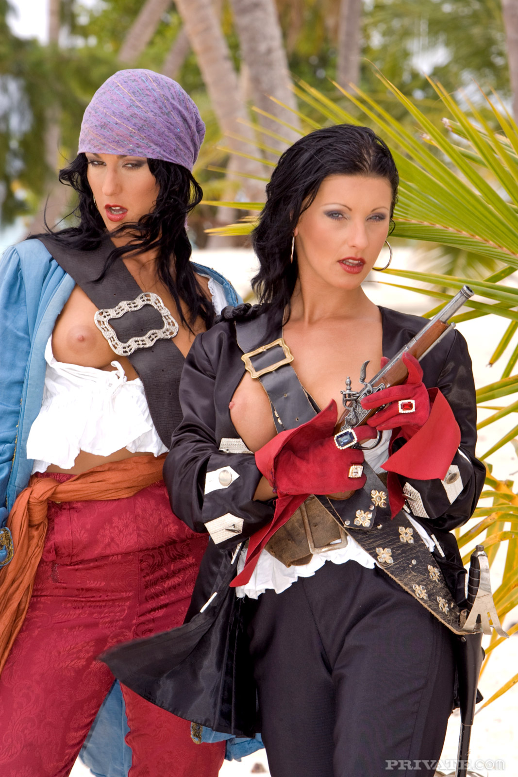 Pirate Babe Porn - amateur threesome Two naughty pirate babes get horny and dirty in an island