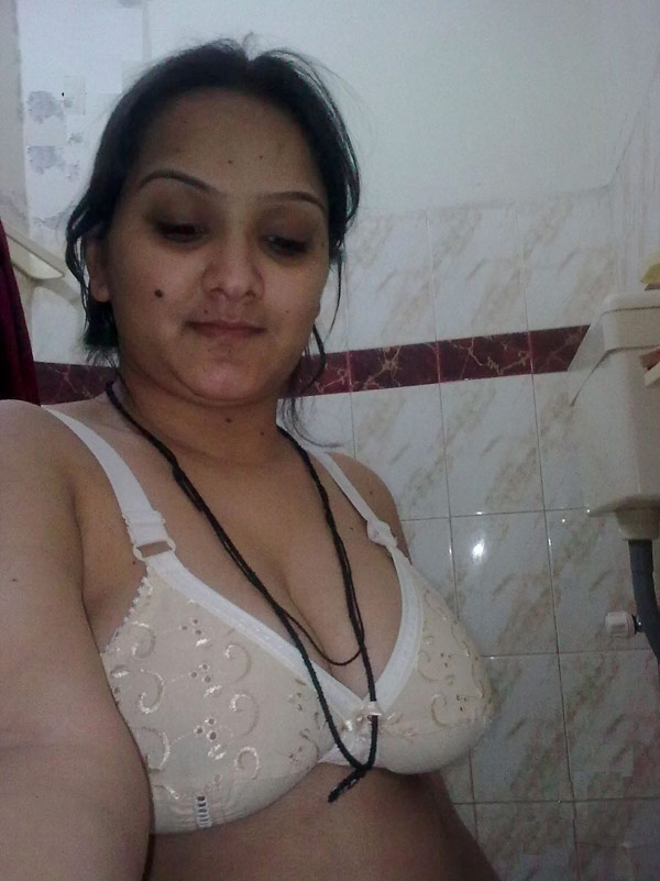 Bra Sex Indian College - college sex party indian college girl exposed by her boyfriend