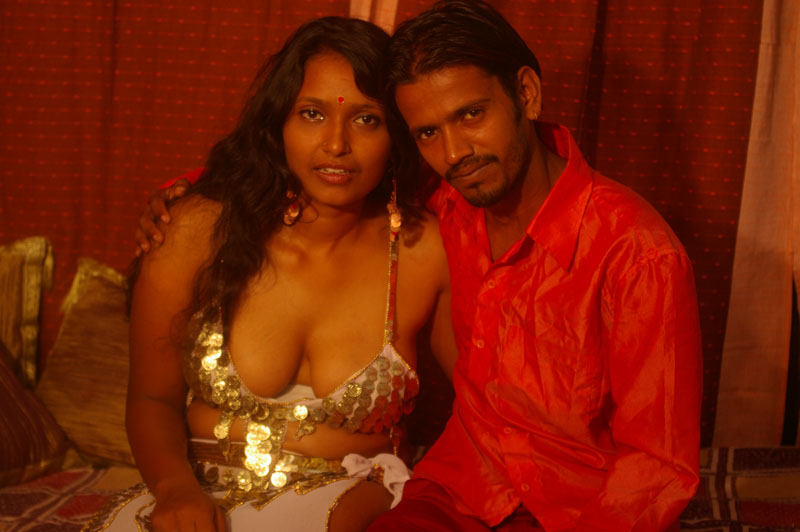 Indian Cum Filled Pussy - desi porn mature indian getting her pussy fuck and filled with hot cum